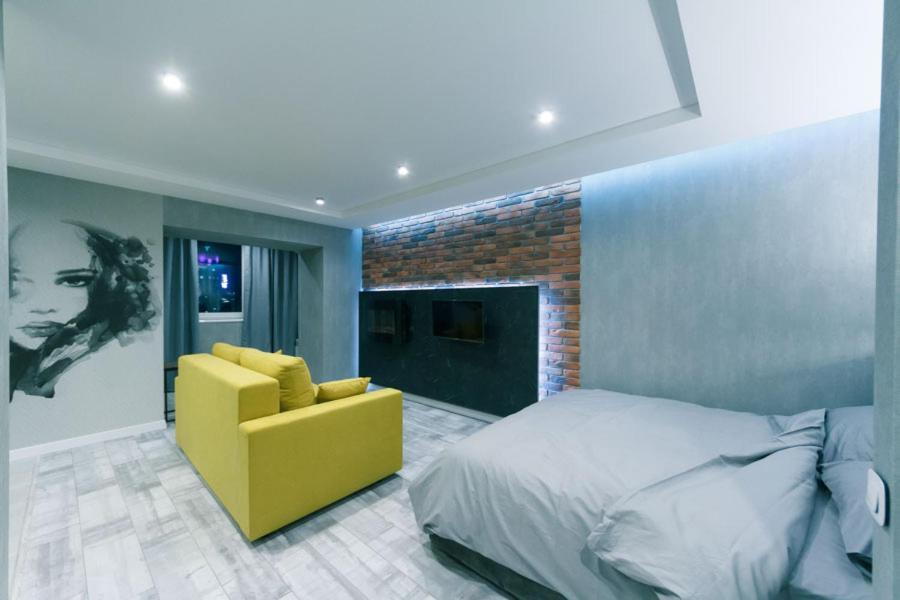 Hotrent City Kyiv Exterior photo