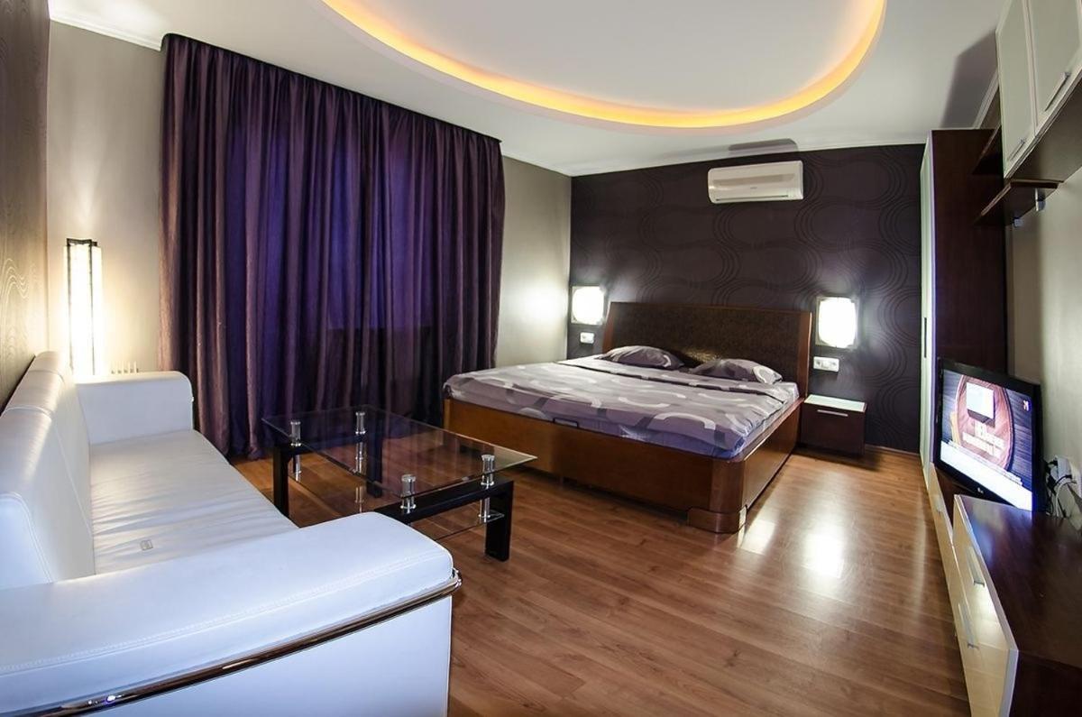 Hotrent City Kyiv Exterior photo